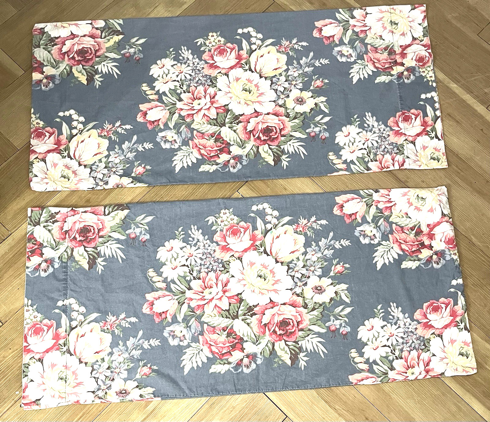 (2) RALPH LAUREN Kimberly Floral Pillowcases Blue Cotton Cabbage Roses King Size