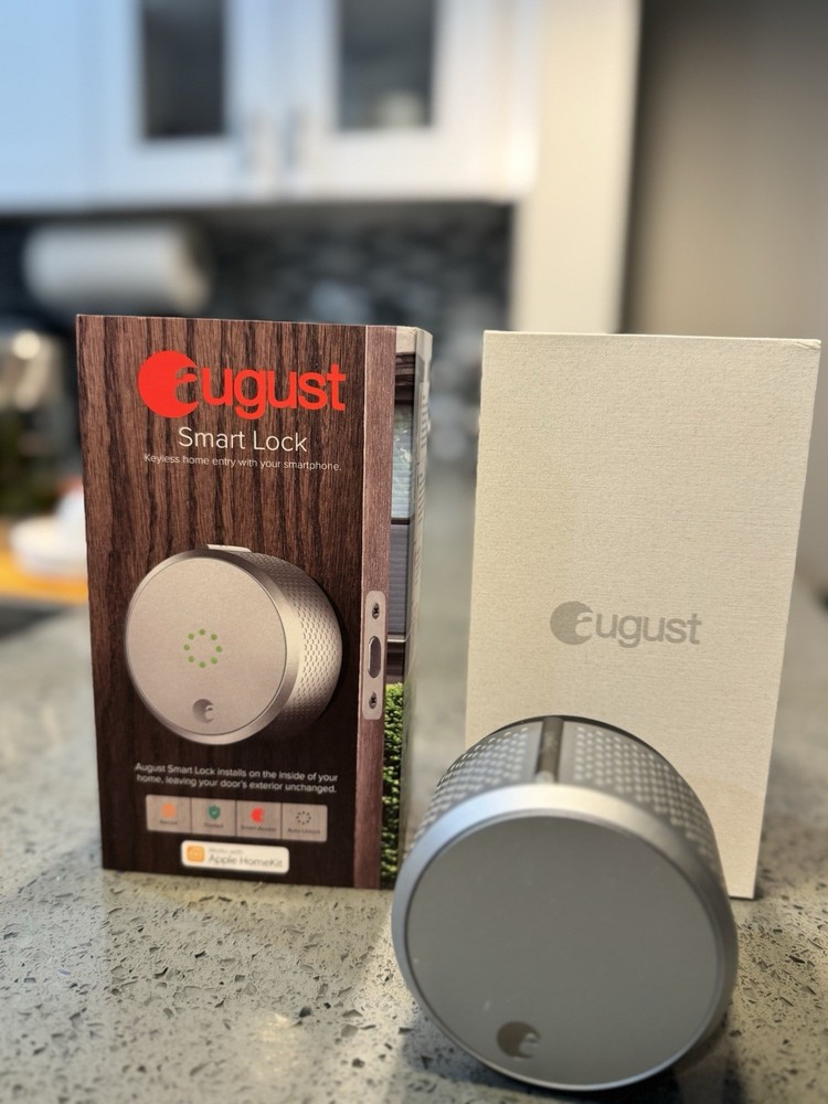 August Smart Lock Keyless Entry Silver Bluetooth Apple HomeKit Compatible