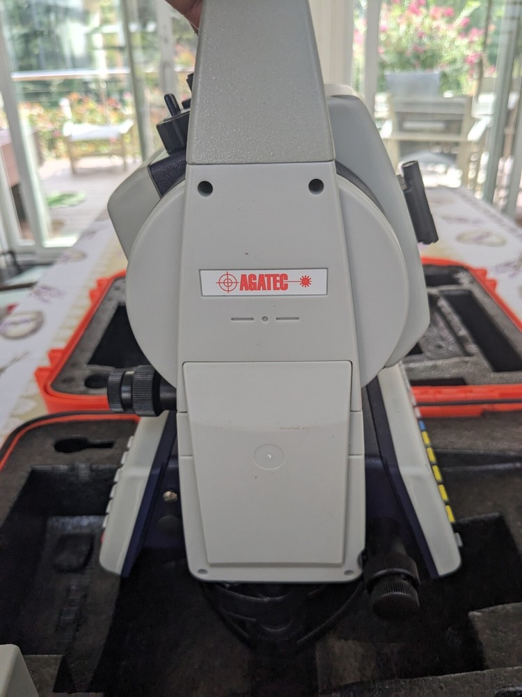  Agatec MTS 650 Automatic Laser Level w/Case