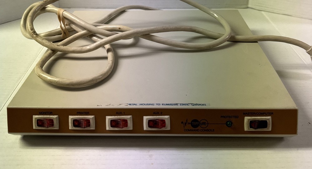 Tripp-Lite Command Console CCI 6-12 Transit Voltage Surge Supressor 6-Outlet