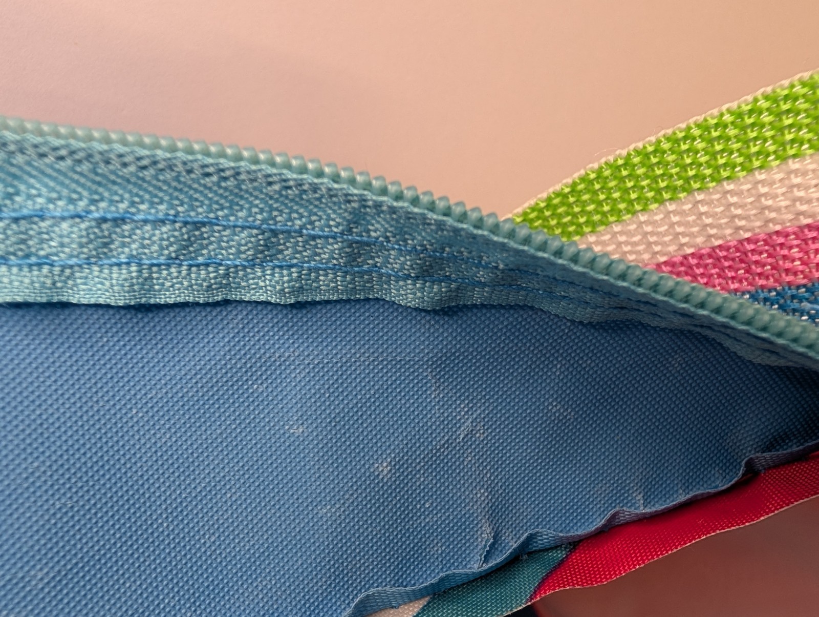 2006 Disney High School Musical Duffle Bag Carry All Tote With Shoulder Strap