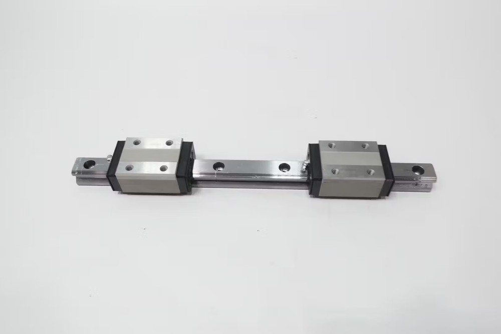 Thk UN8A8 Linear Guide