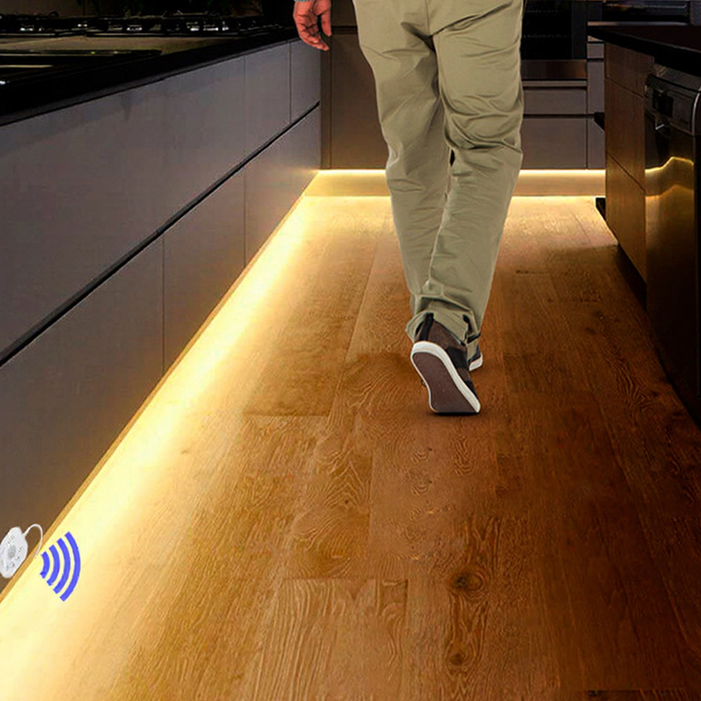 Monochrome LED Dimming Controller with PIR Motion Detection ABS Housing