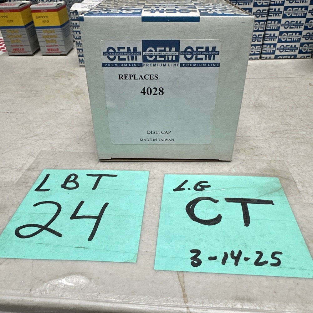 Original Engine Management Distributor Cap 4028