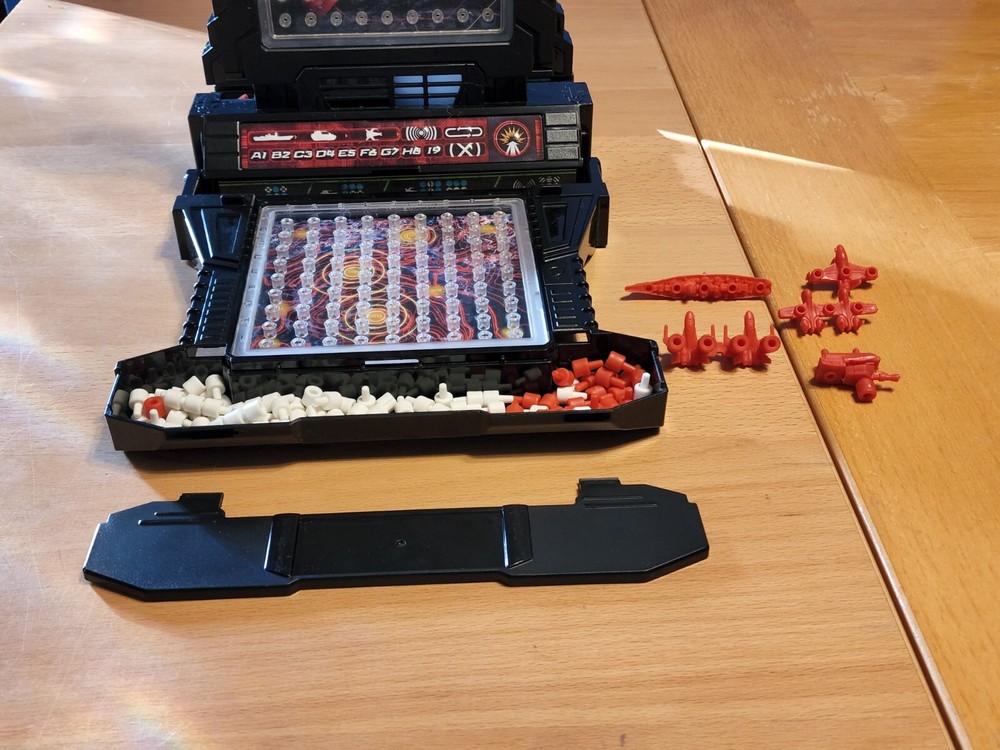 Electronic Battleship Hasbro Board Game 2012 Edition Tested EUC Complete