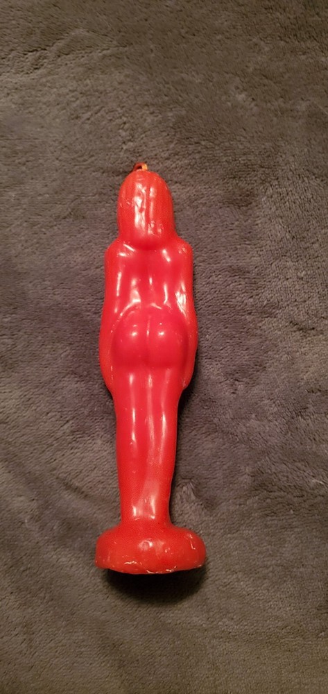 RED IMAGE WOMAN CANDLE