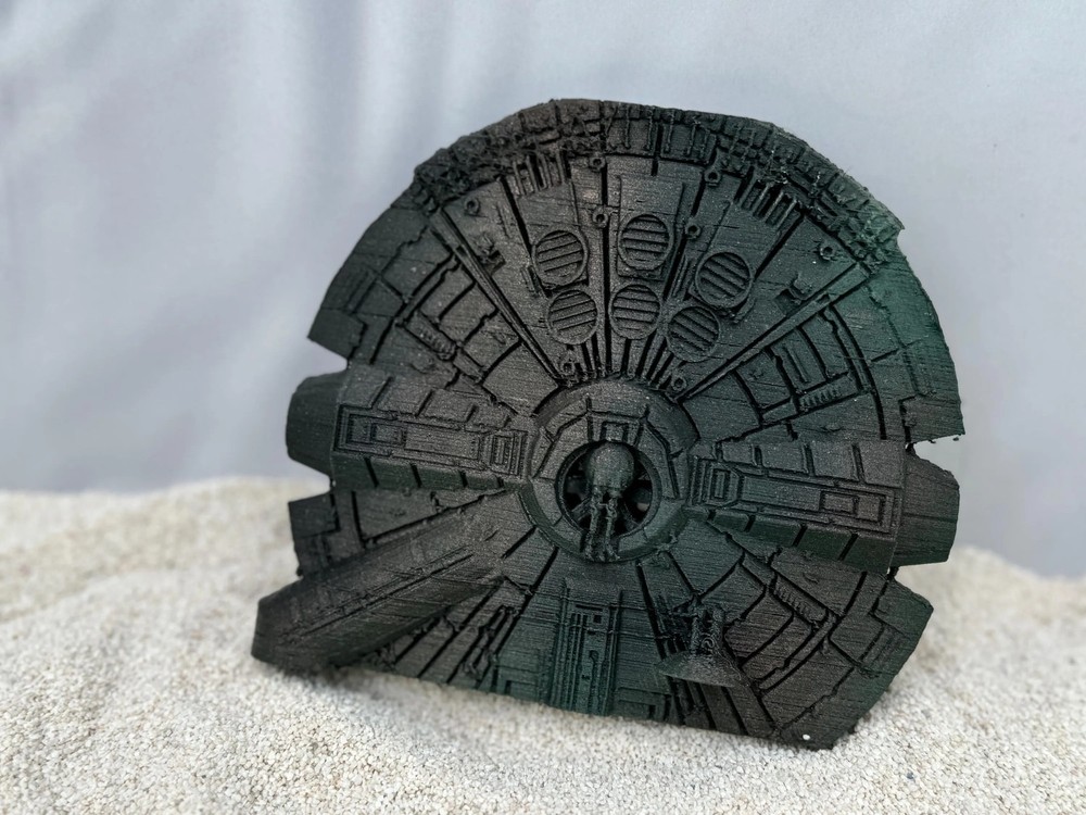 Millennium Falcon Ruins