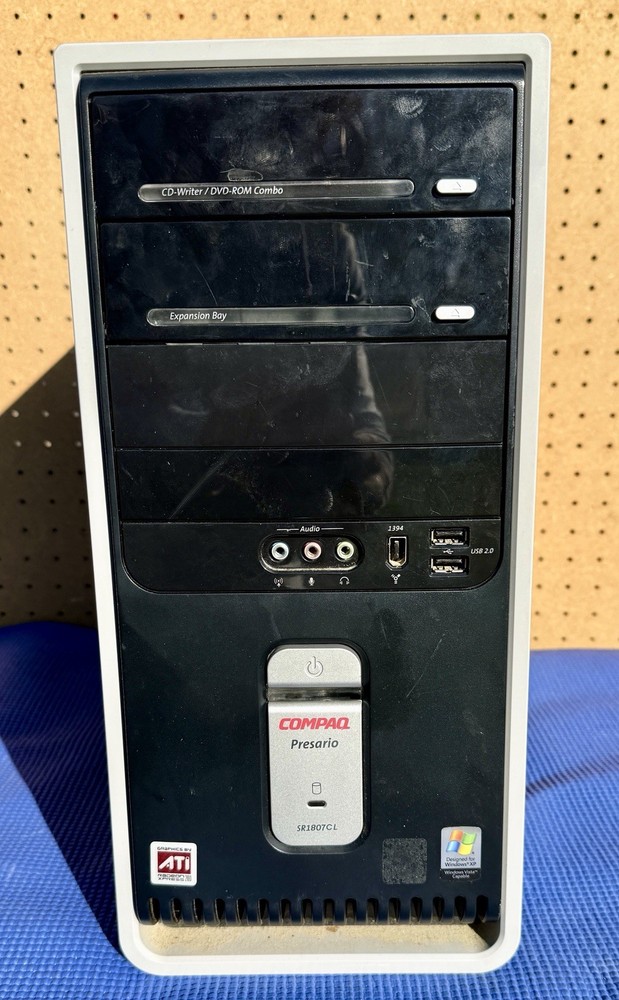 Compaq Presario SR1807CL SR1800 Computer Tower PC Windows XP Powers On *READ*