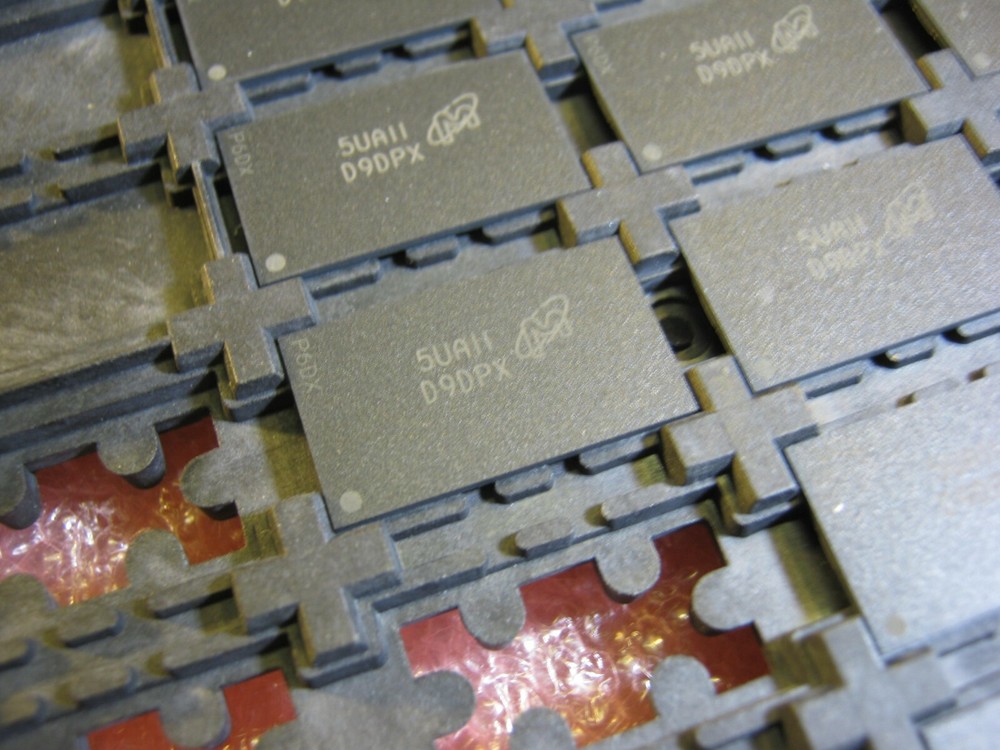 MT47H64M16BT-0MS:A NOS from Micron Technology