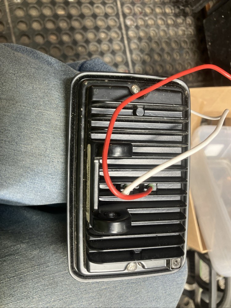 GROTE 6361 FloodLight,700lm,Rectangular,LED,3-5/8”