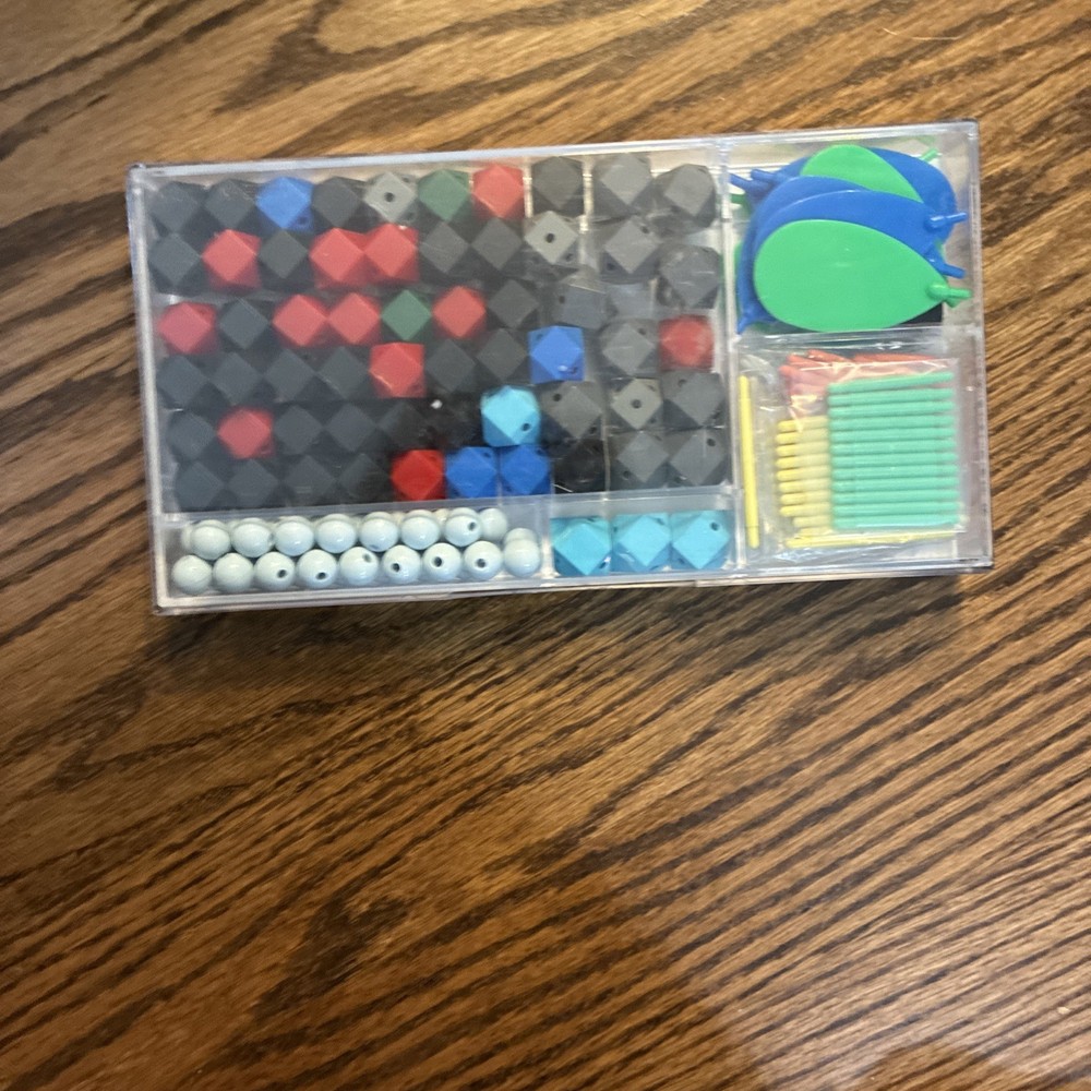 Molecular Structure Model Kit Organic Chemistry 2001 WH Freeman Co.