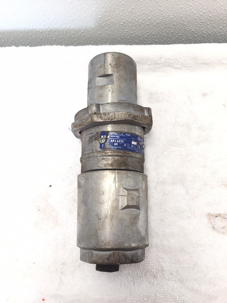 Eaton Crouse-Hinds APJ6375 model M4 Plug