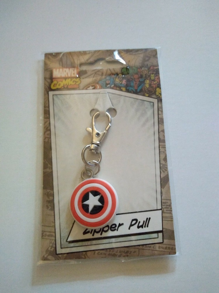 Zipper Pull - Marvel Comics Shield Rubber