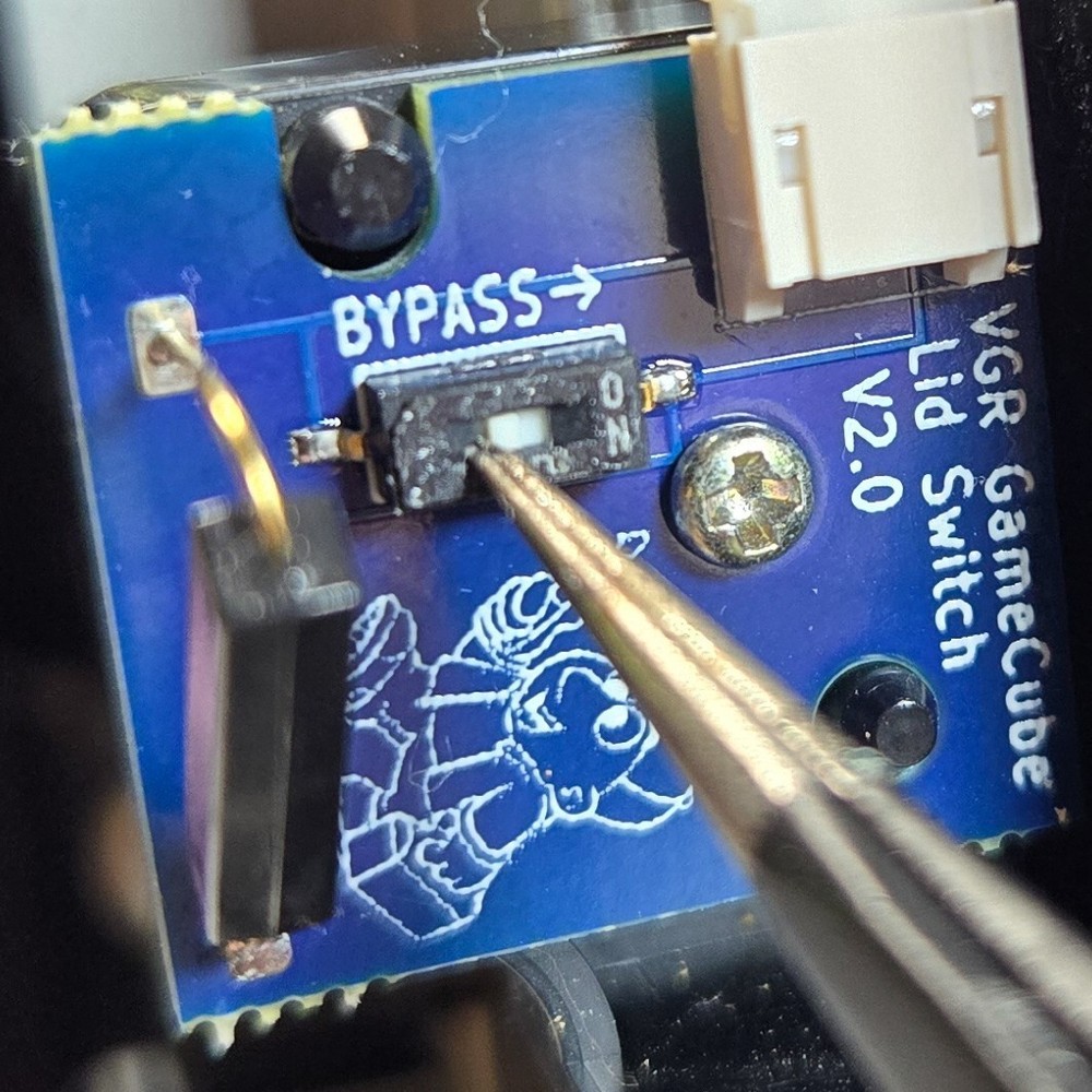 2.0 GameCube Lid Switch / Sensor