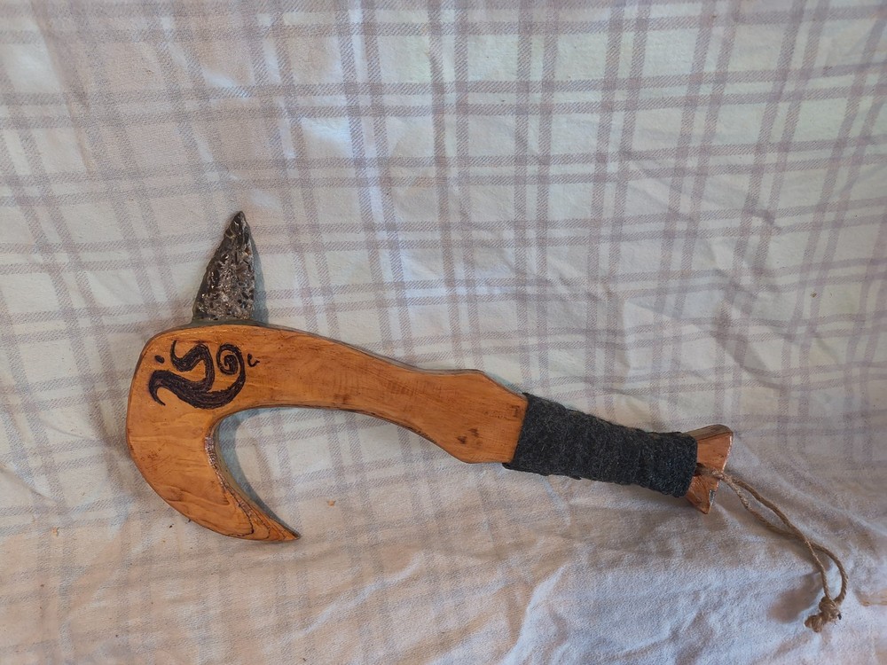 Native inspired knife with stone blade