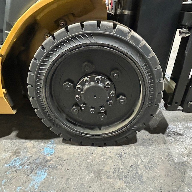 2019 Cat 2C5000 5000lb Used Forklift Triple Mast Sideshift LP Gas 5768 Hours