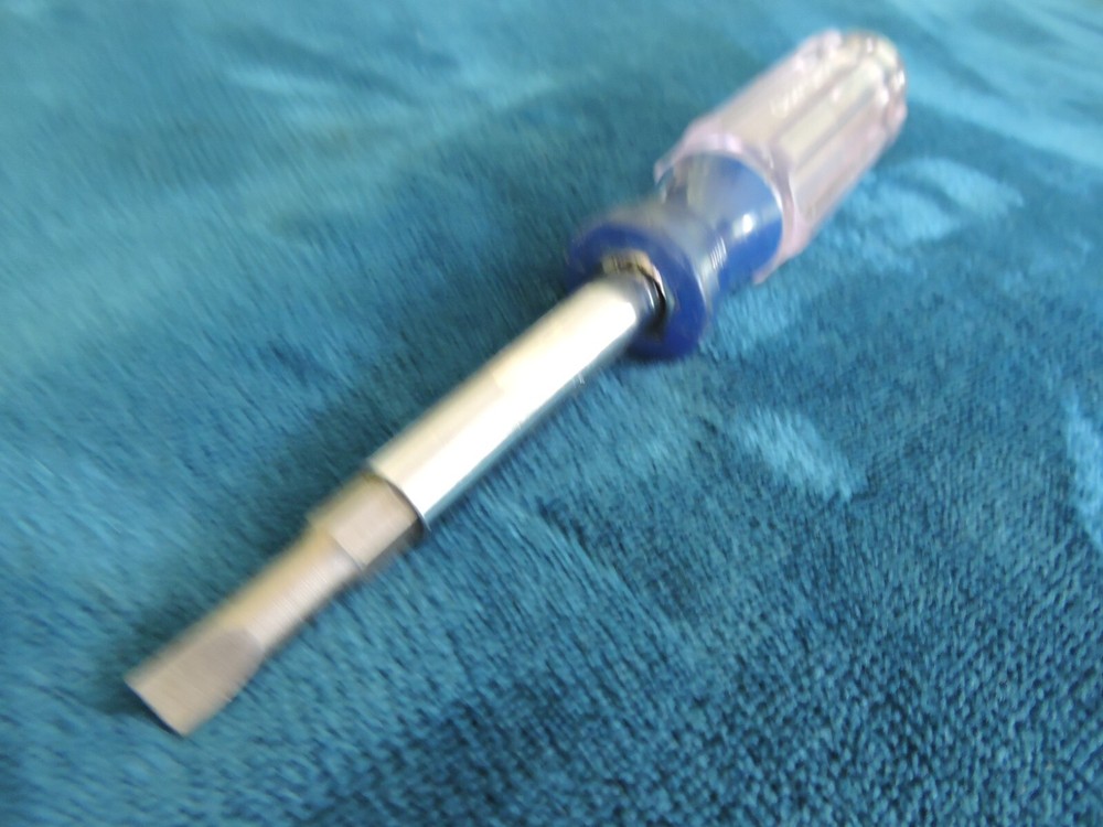 Vintage Craftsman USA 41161 Screwdriver w/ Interchangeable Bits.