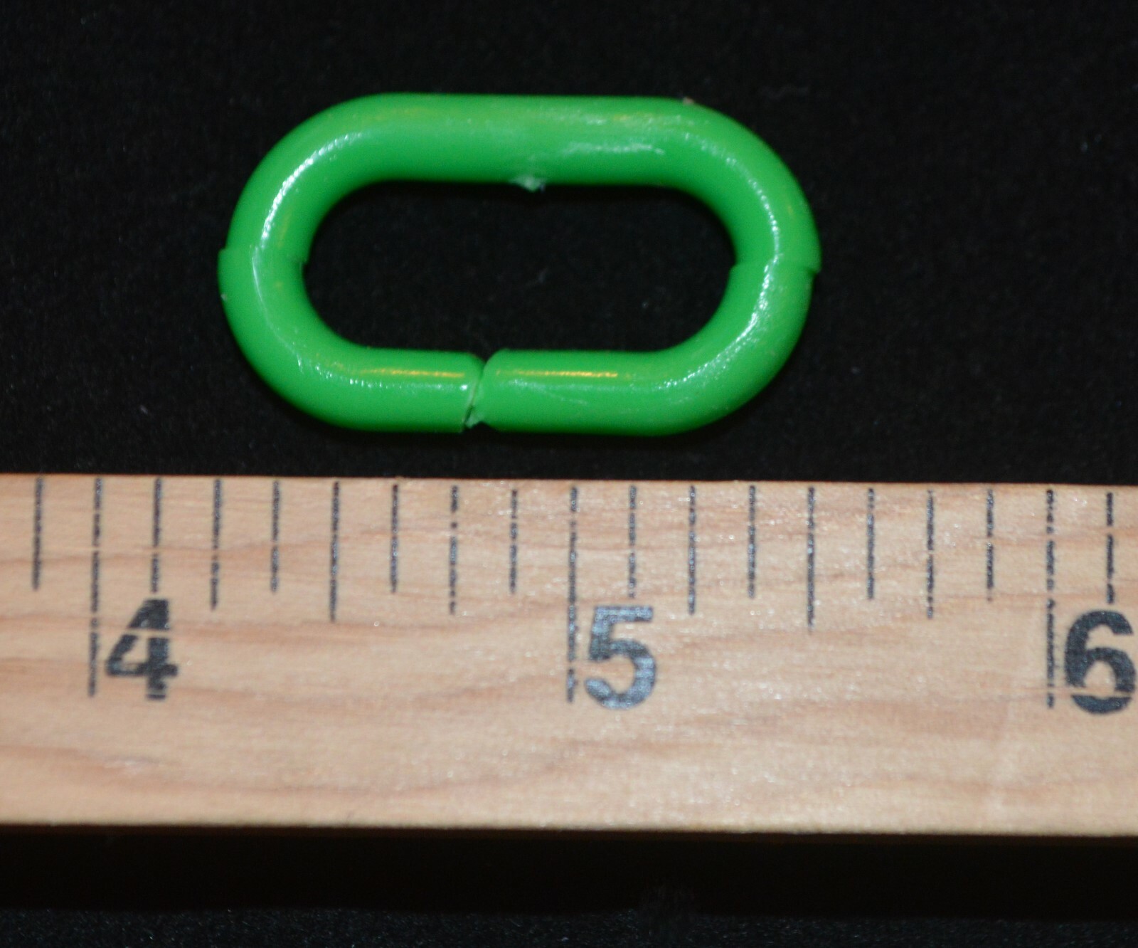 PLASTIC CHAIN GOAT ANIMAL COLLARS 1 1/2" X 3/4" LINKS 20" LONG