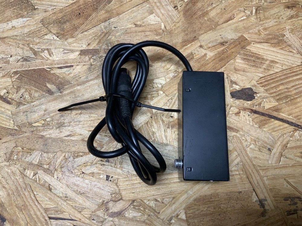 Commodore VIC 20 RF Adaptor Not Tested