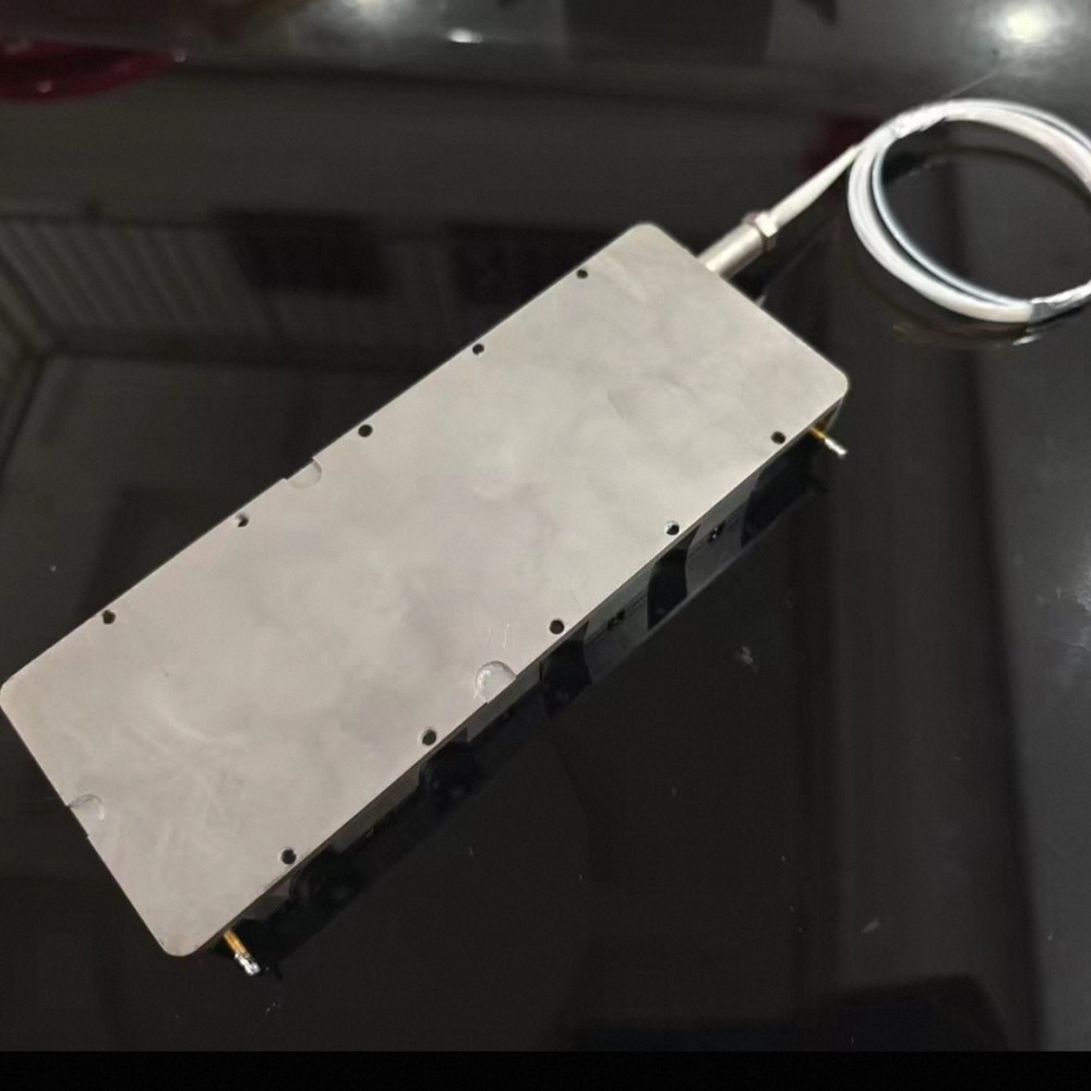 1PCS Used Raycus Diode-Pumped 730-770W Laser with Laser Pump Source