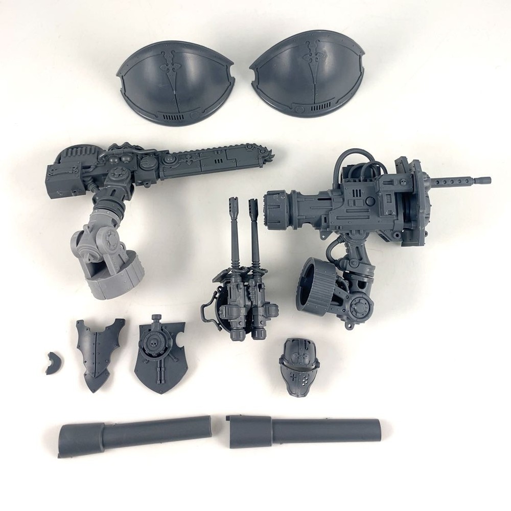 x1 Warhammer 40K Plastic Tutor Knight | P-00O7N