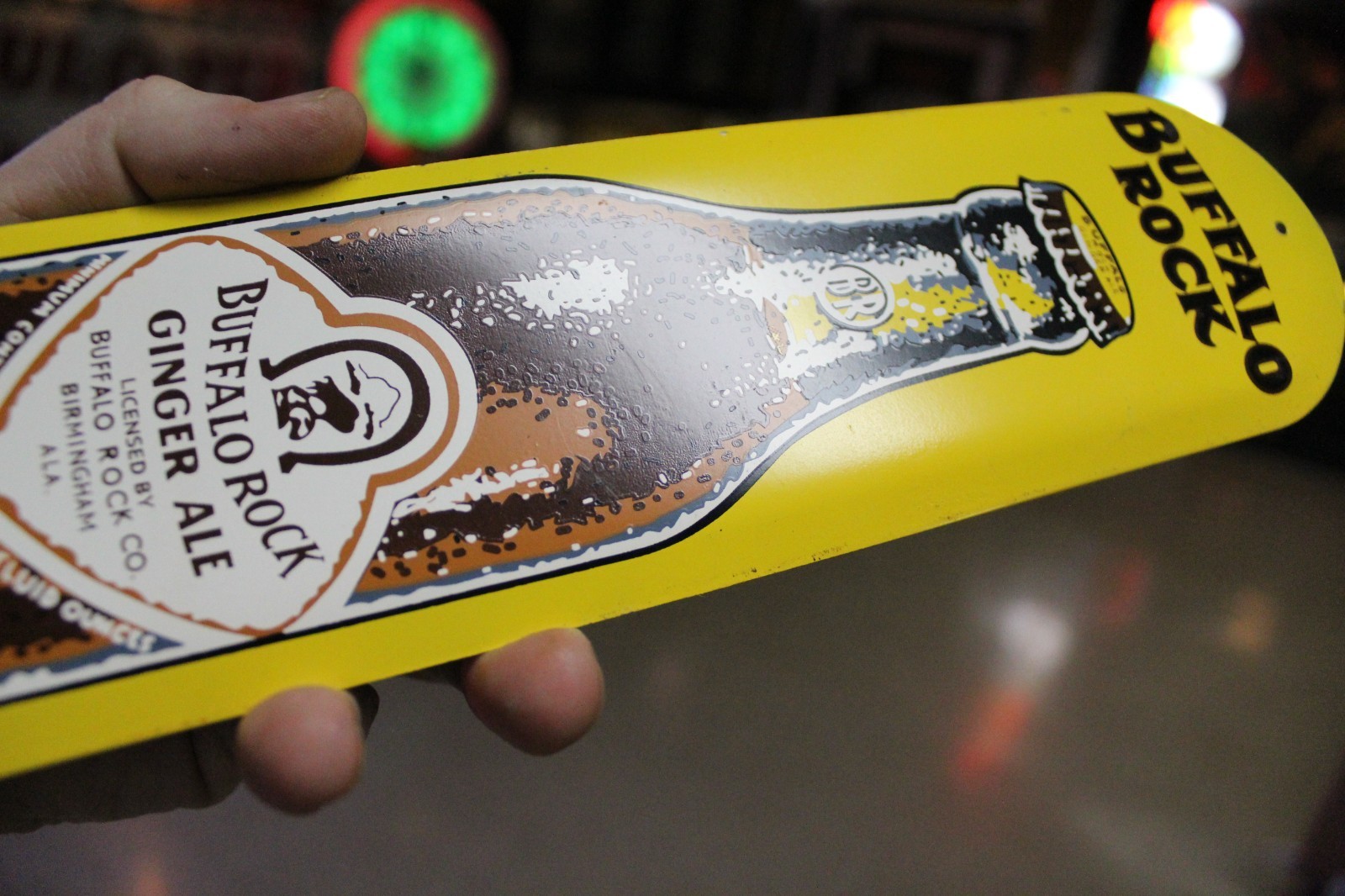 RARE 1950s BUFFALO ROCK GINGER ALE SODA STAMPED PAINTED METAL PUSH DOOR SIGN