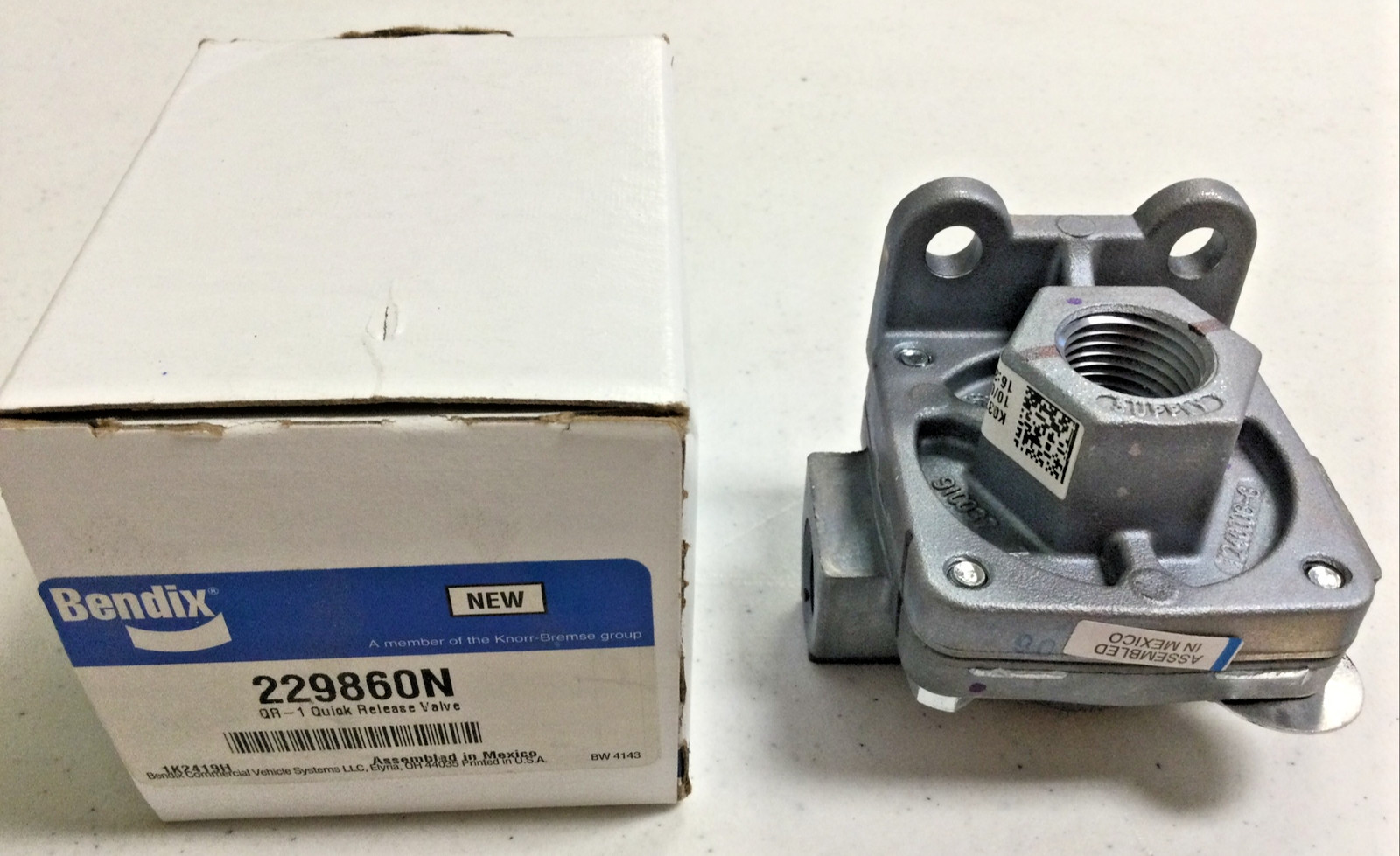 NEW, BENDIX 229860N / K037947 QUICK RELEASE VALVE BW4143, T240004 DEL, FREE SHIP