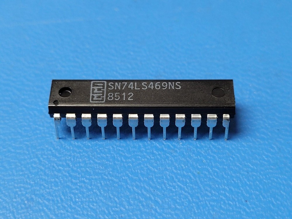 (1 PC) SN74LS469NS MMI Binary Counter Synchronous 8-Bit Bidirectional TTL PDIP24