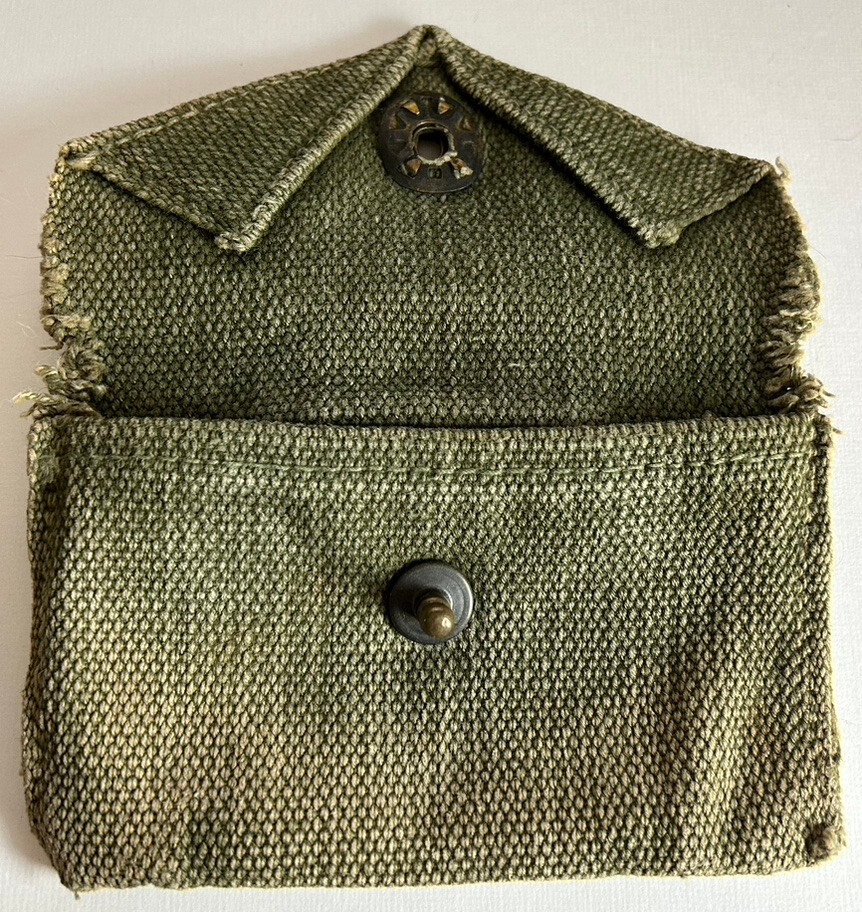 Original WWII US ARMY Infantry M1942 First Aid Carlisle Bandage Carry Belt Pouch