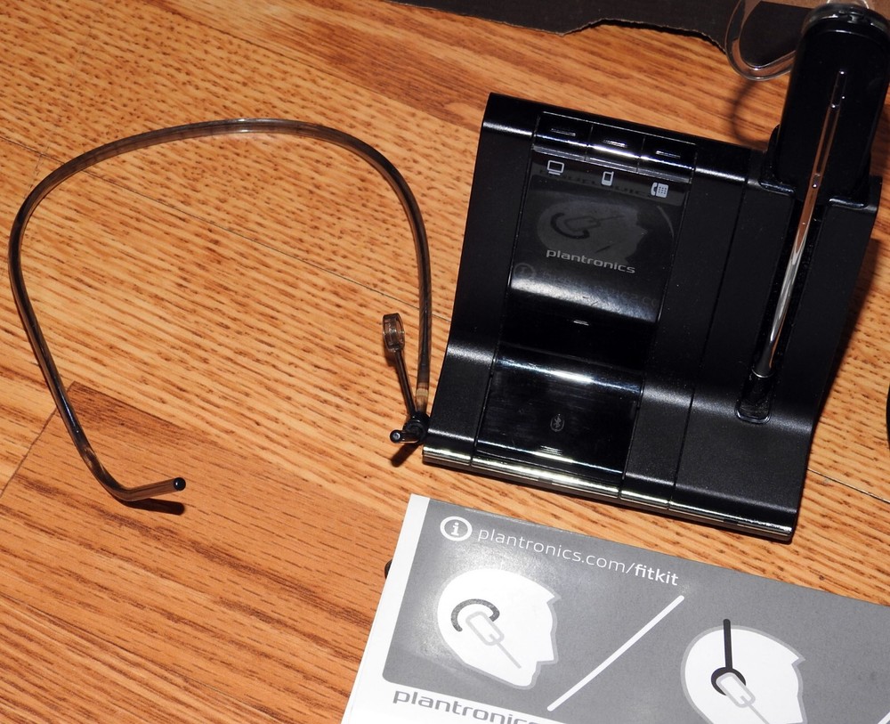 Plantronics WO2 SAVI W740 Convertible Wireless DECT Headset System.