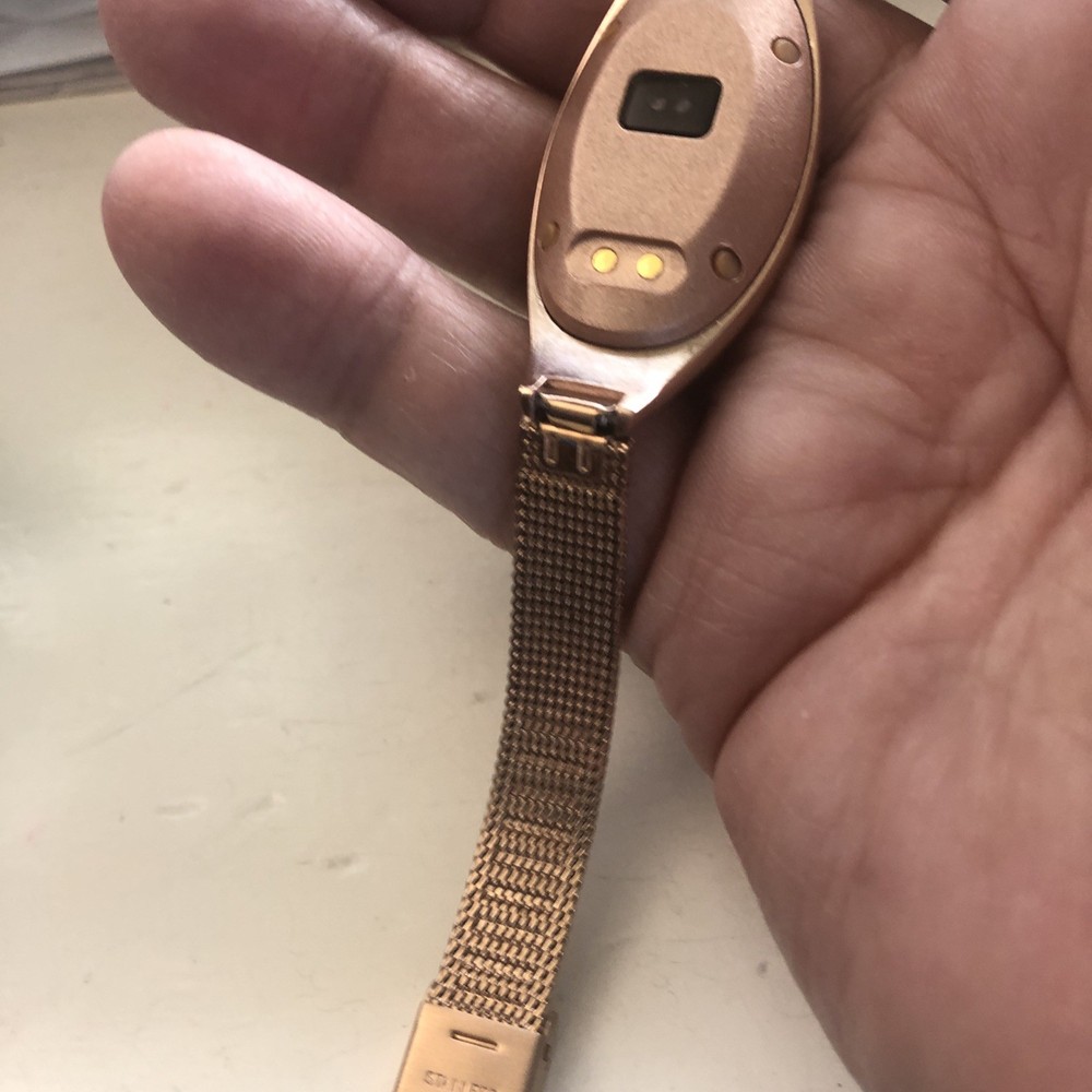 Women’s Rose Gold Activity Tracker