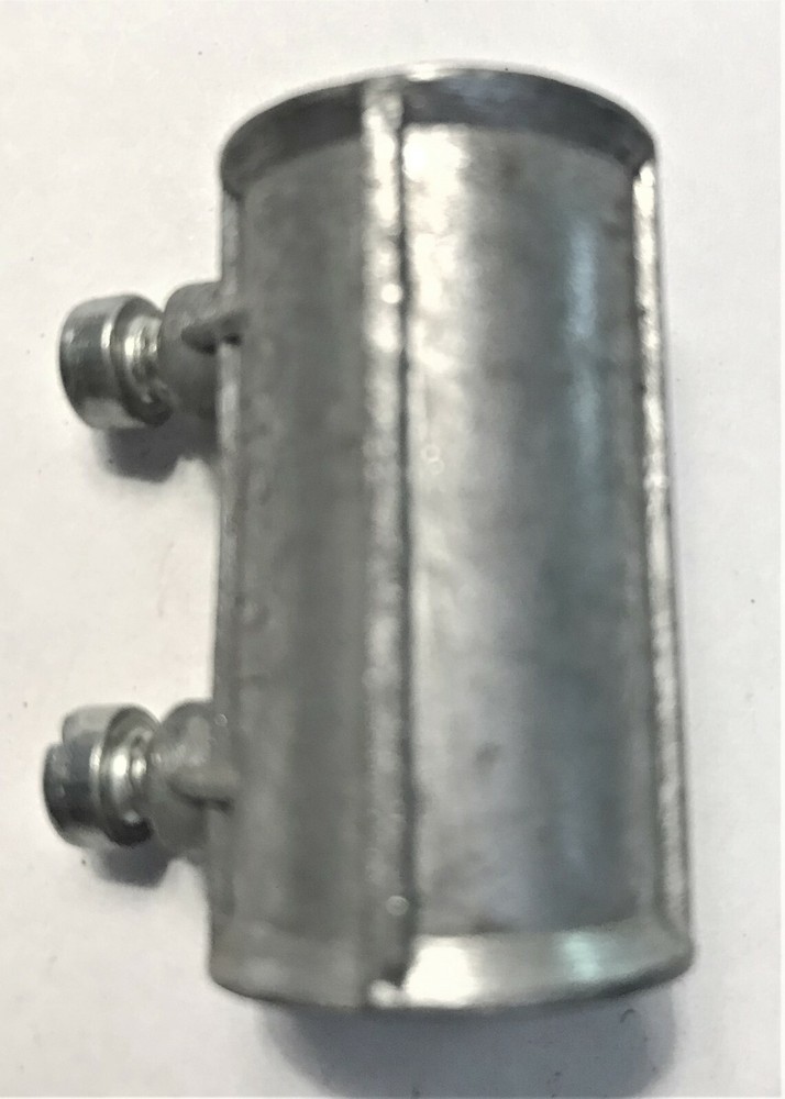 CONNECTOR 3/4" SET SCREW BY NEER