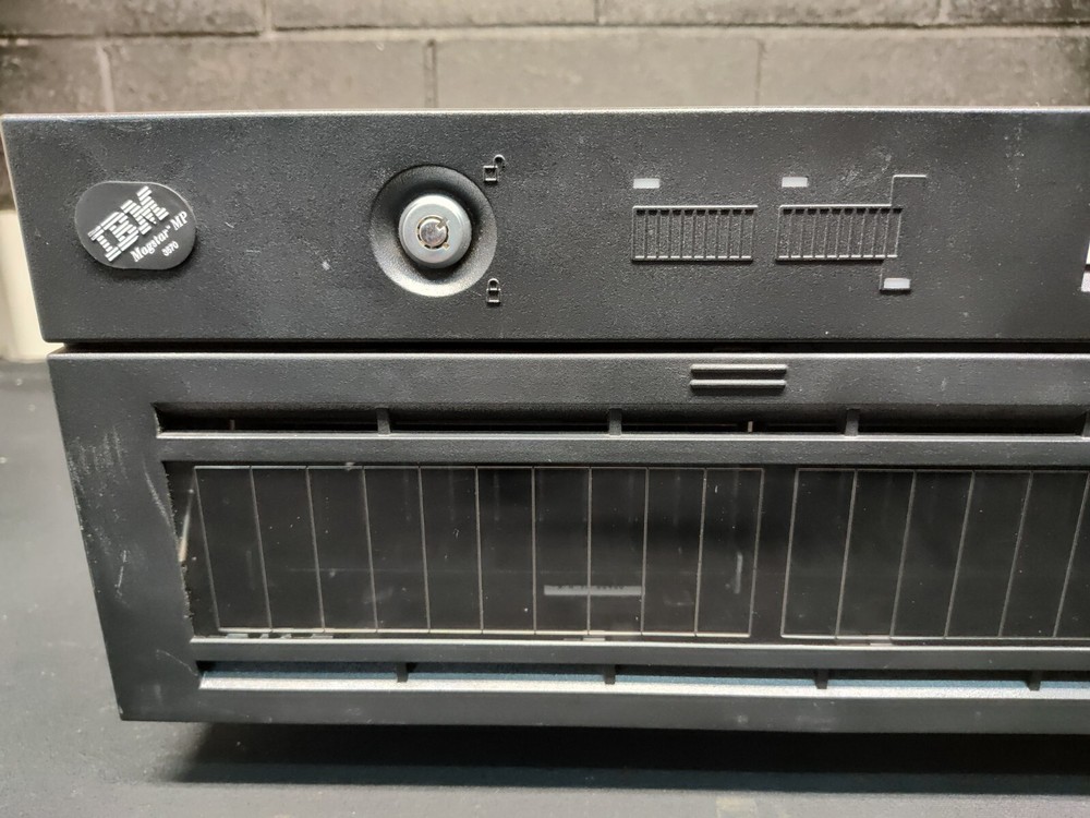 IBM Magstar MP 3570 Tape Library