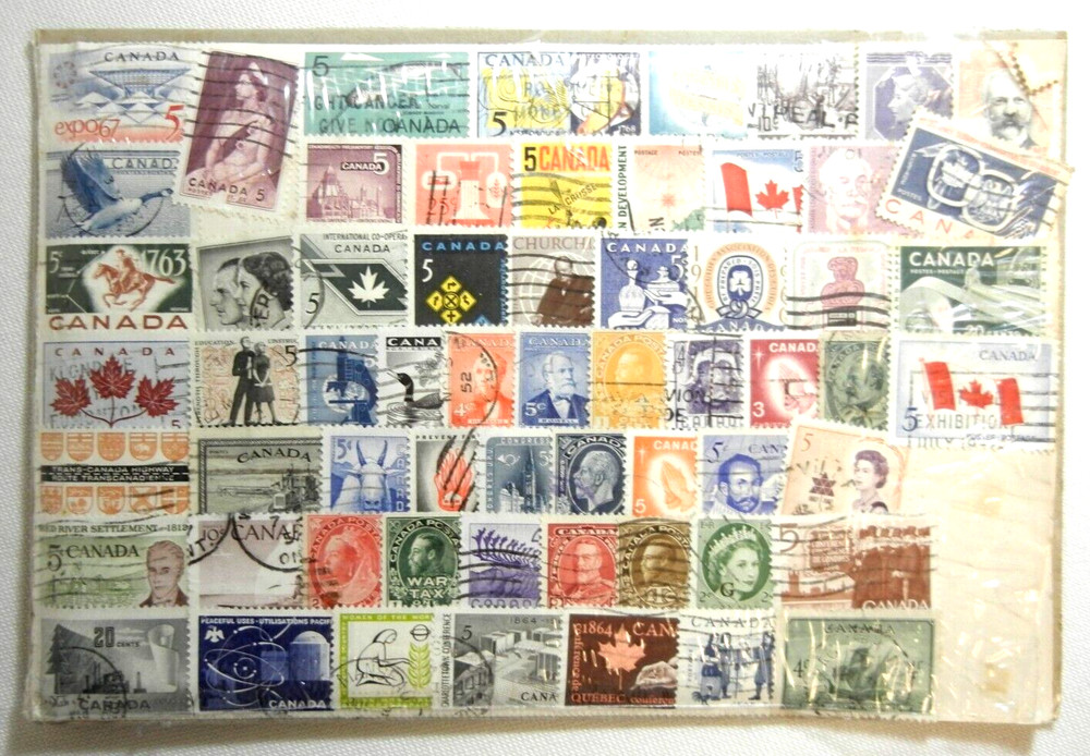 VTG Opened Harris Postage Stamp Packet - Canada