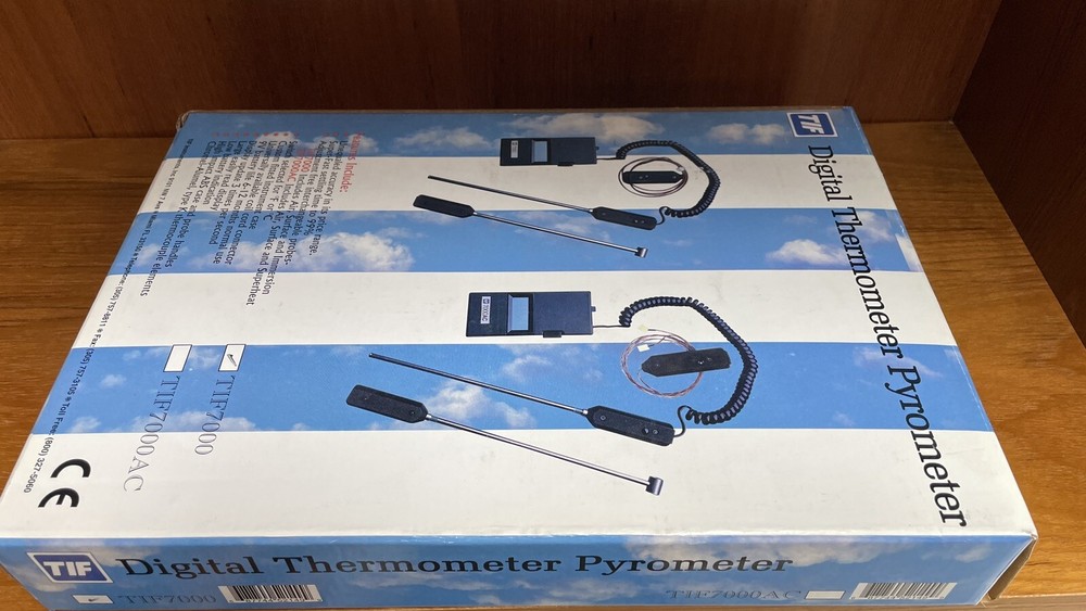 TIF 7000 Digital Thermometer Pyrometer With Standard Probes