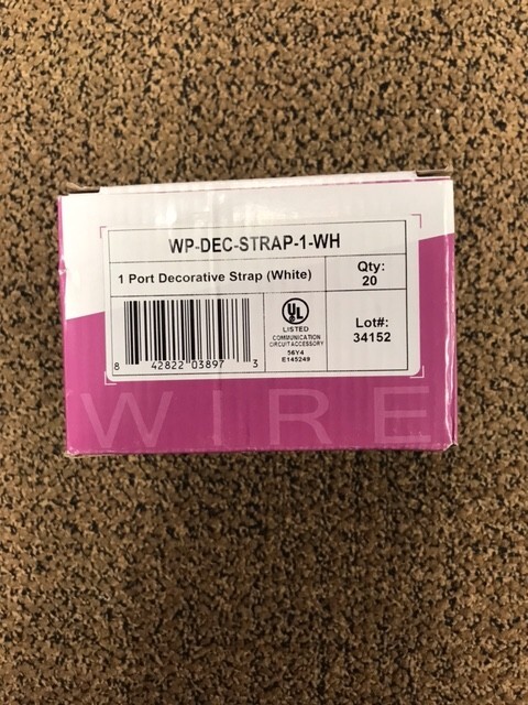 1 HOLE KEYSTONE DECORA PLATE - WHITE - 10 PACK