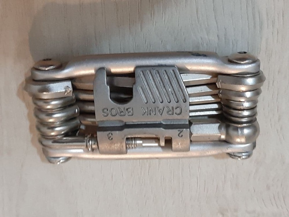 Controltech DH bar and C BROS multi-tool portable tool set