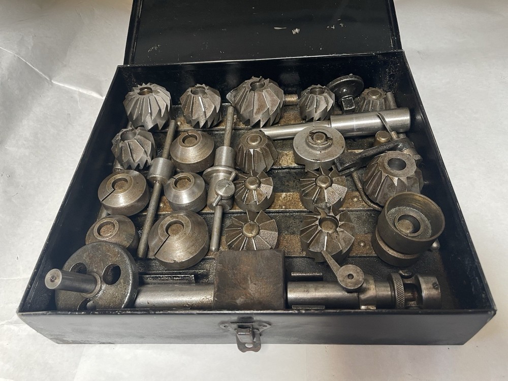 LATHE TOOLS-BEVEL FACE MILL CUTTERS 5/8" ARBOR (26M77)