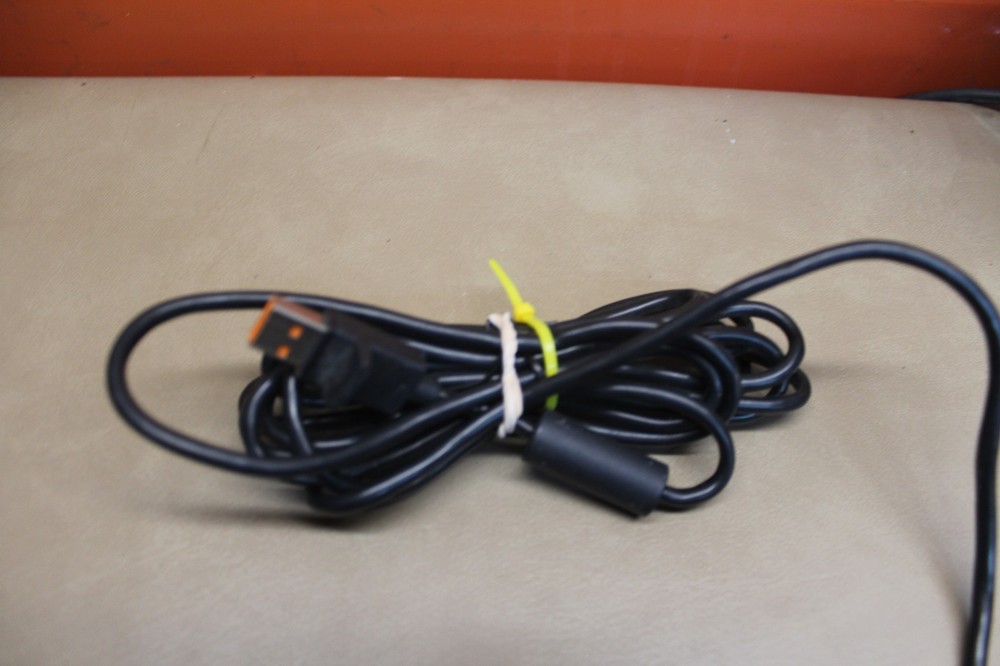 Microsoft 1414 Xbox 360 Kinect Sensor Bar Only - Black UNTESTED AS IS