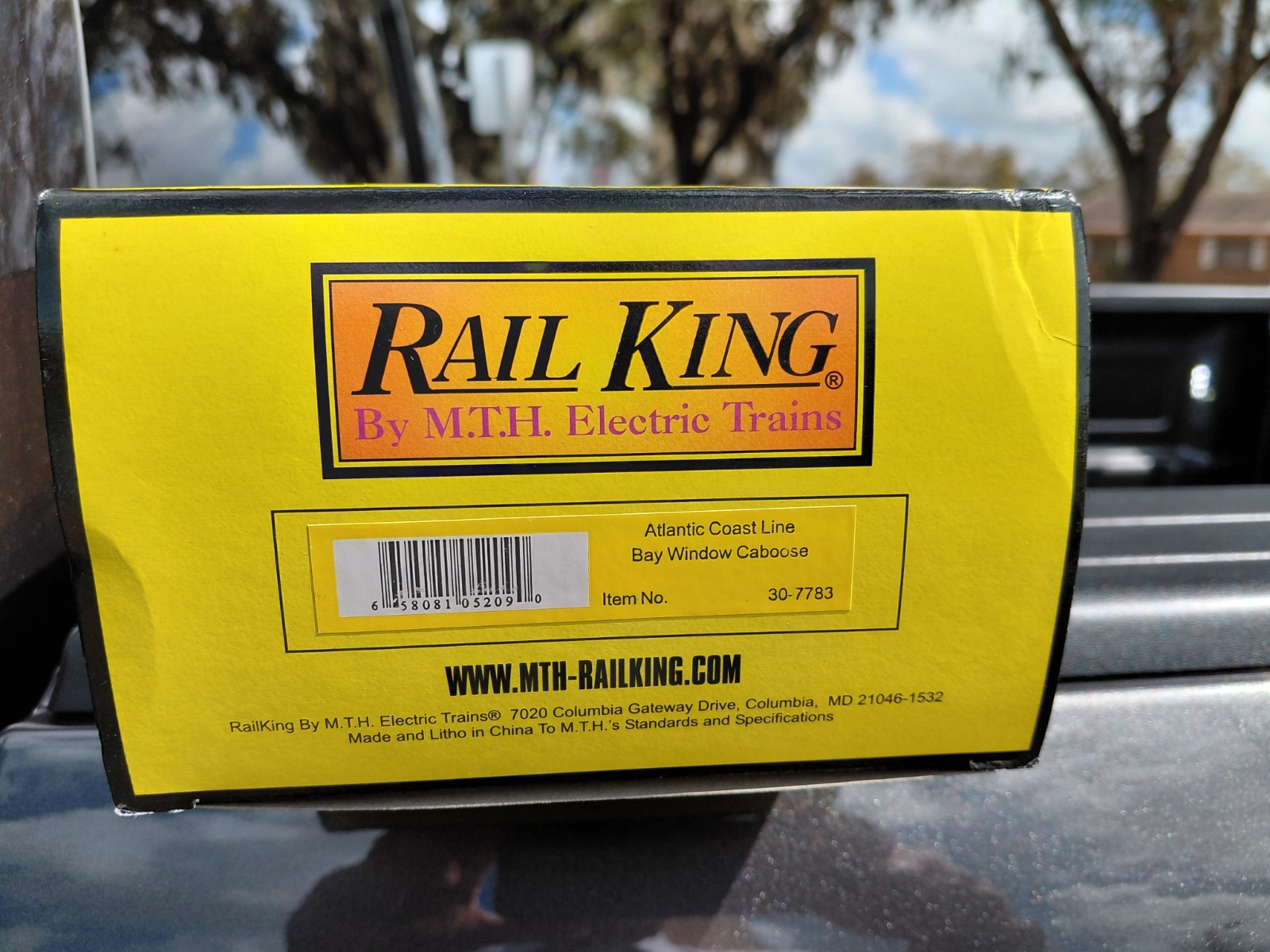 MTH RailKing 30-7783 Atlantic Coast Line ACL Purple Lighted Bay Window Caboose