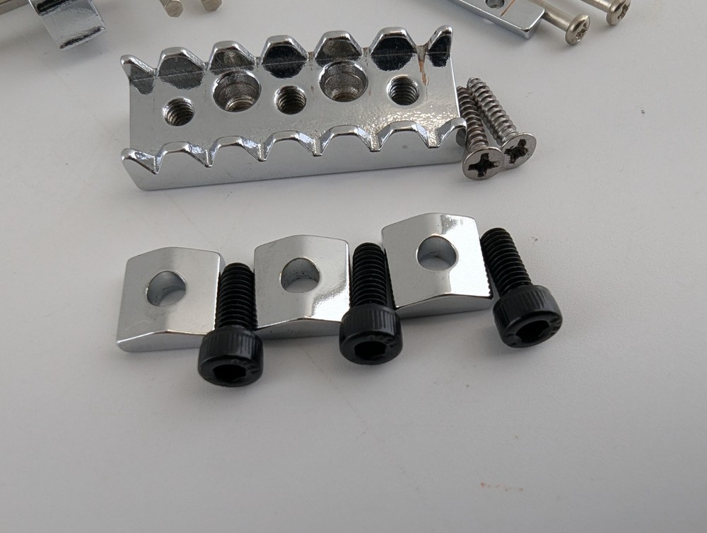 Licensed Floyd Rose WR3 Locking Nut & String Retainer & Wrench Chrome 43mm