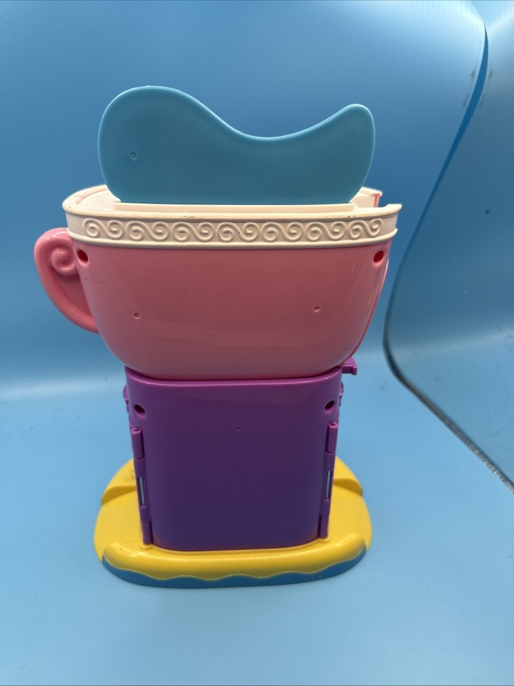 Squinkies Coaster Cafe Replacement Play Set - as is