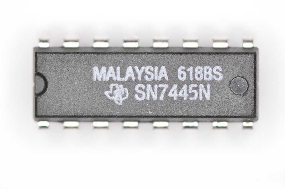 5‑Pack Texas Instruments SN7445N BCD‑to‑Decimal Decoder/Driver IC – NOS 16‑Pin D