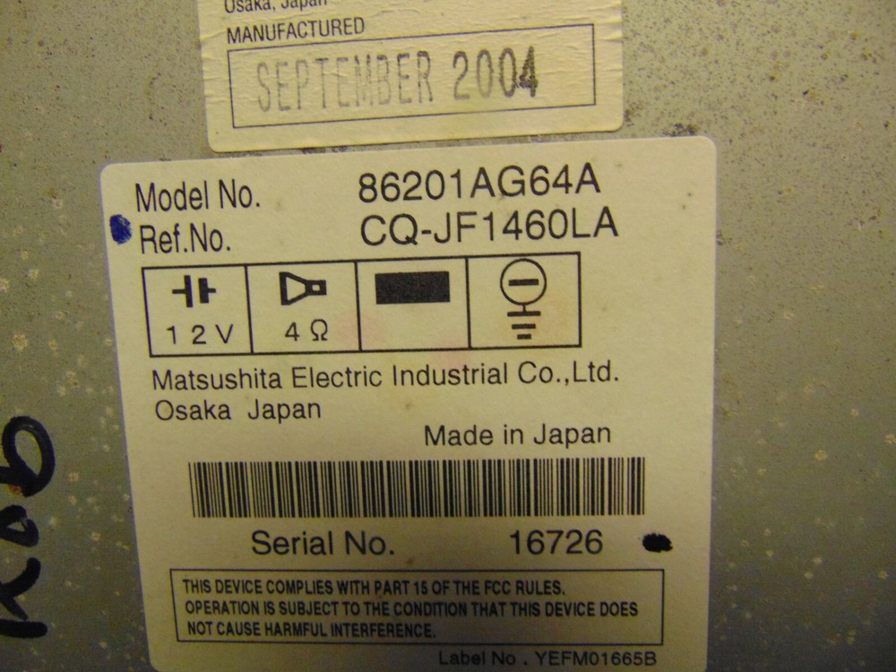06 05 Subaru Legacy outback cd player changer & climate control switch unit