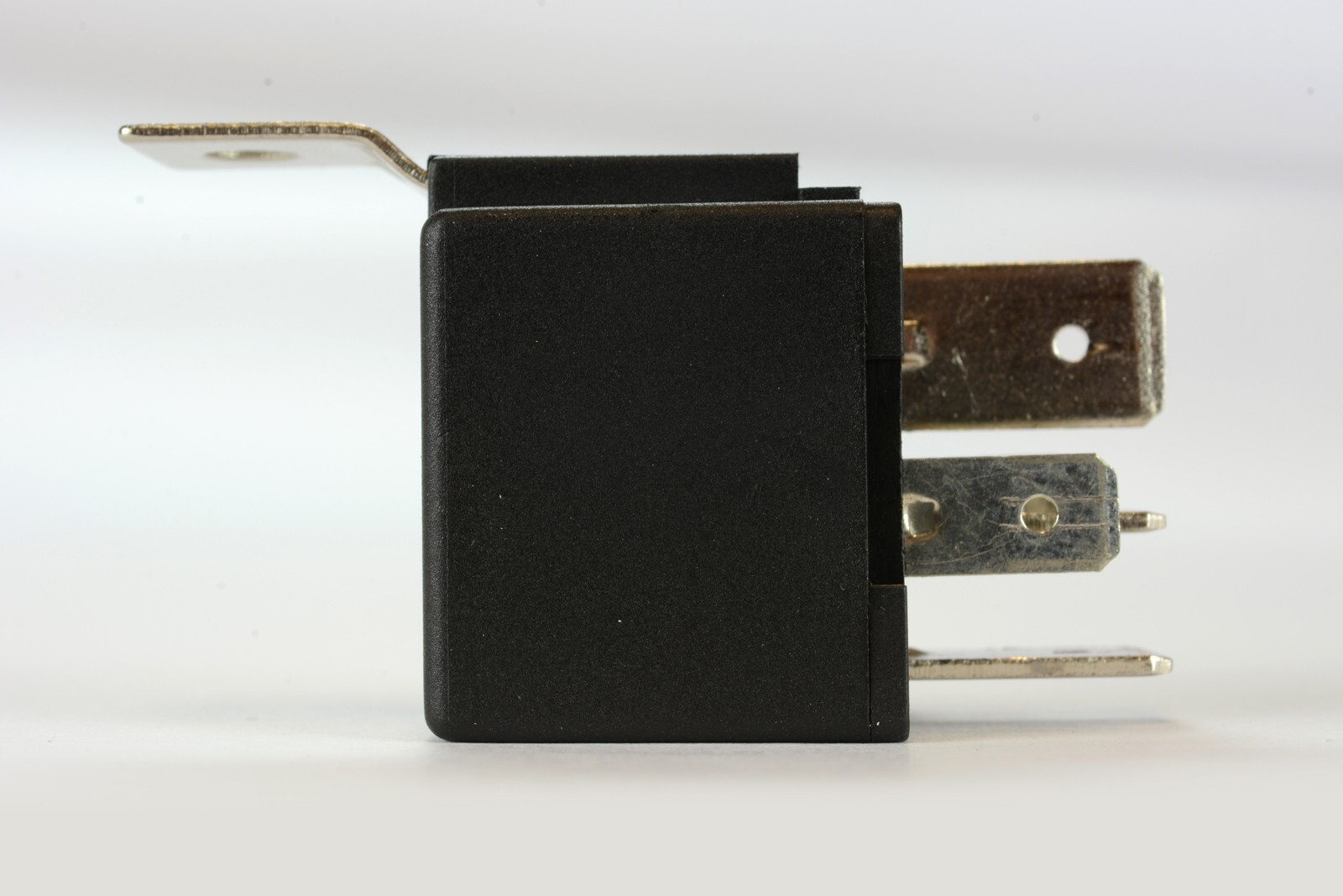 4 LOT TEMCo 12 V 60/80 Amp Bosch Style S Relay with Harness Socket Automotive