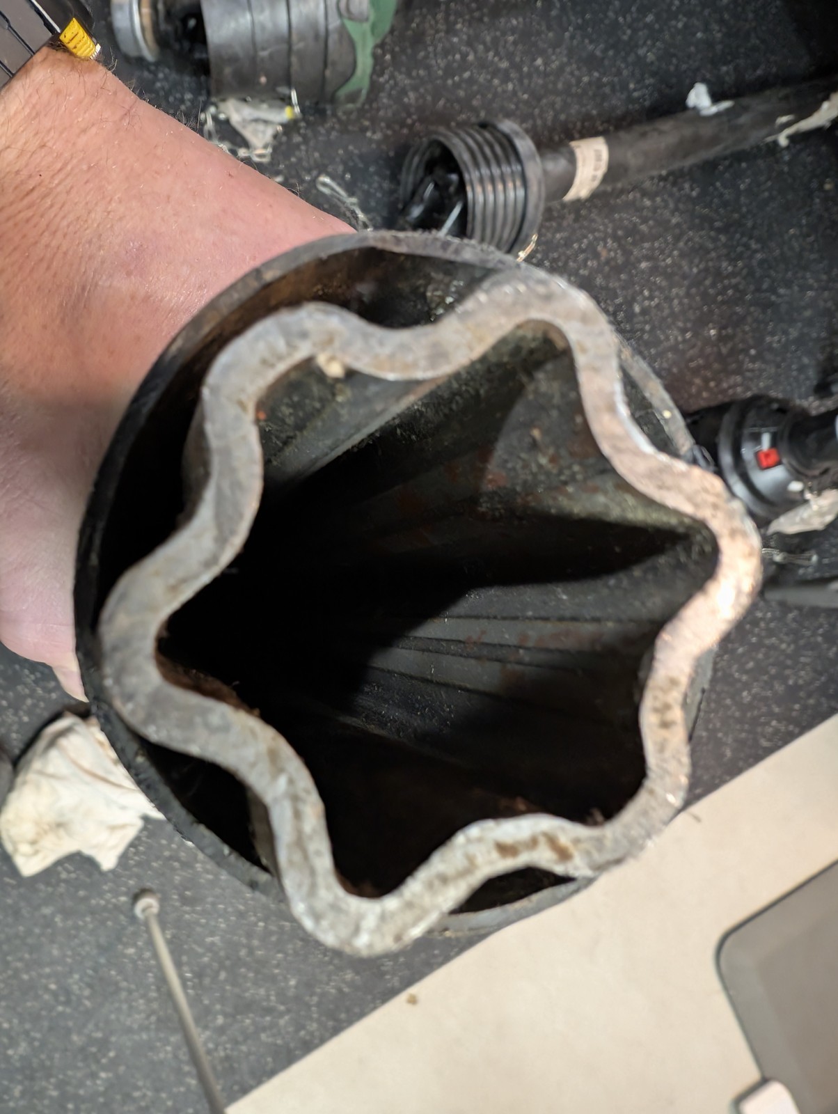 Walterscheid PTO Shaft Half 21-Spline 1-3/8" Star Profile 41.5" 36.18 Yoke OEM