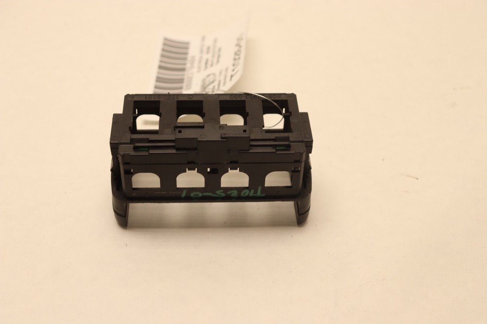 2008-2017 FREIGHTLINER CASCADIA 125 DASHBOARD EMPTY SWITCH BEZEL PANEL OEM