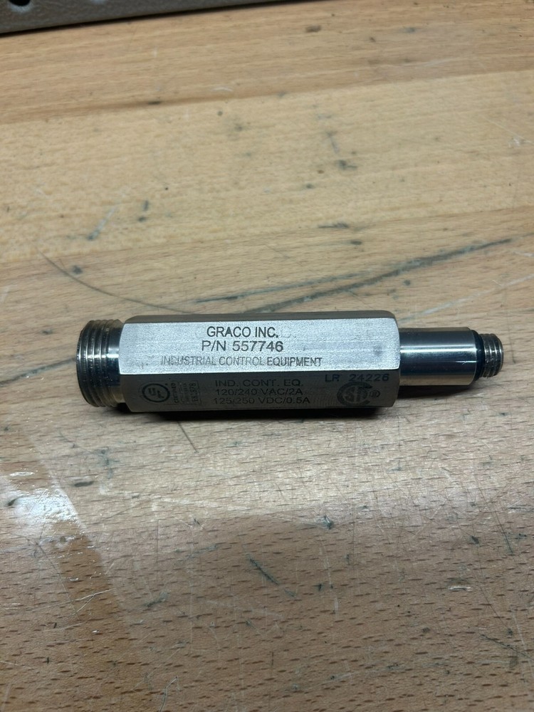 Graco LUBRIQUIP 557746 Proximity Switch 5 Pin