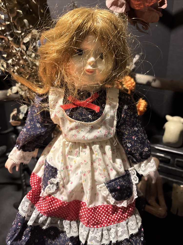 Spirited Doll Beth. A Protective Spirit. Please Read Description Thoroughly. ￼