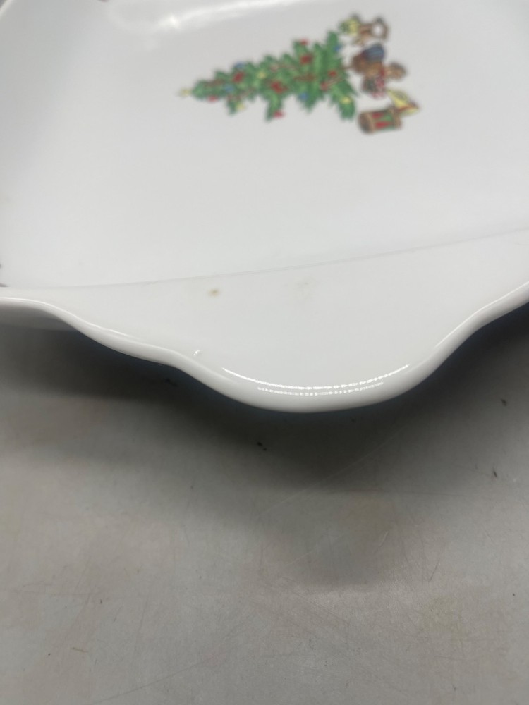 Tienshan Holiday Hostess 16 Inch 2 Quart Rectangular Baker Mint tray tree READ